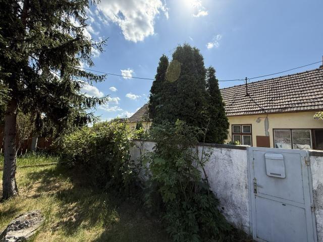 Na predaj rodinný dom v Grinave 